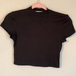 Almost Famous Black Cropped Tee Sz: Small